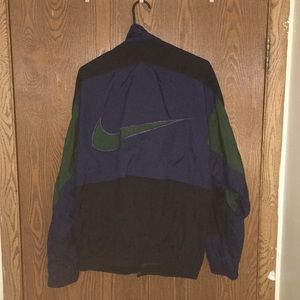 90’s Nike windbreaker